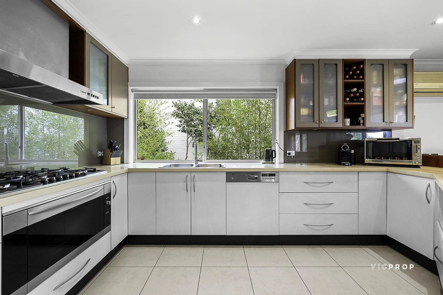 Additional image 6 of 77 Mountain View Road, Balwyn North VIC 3104