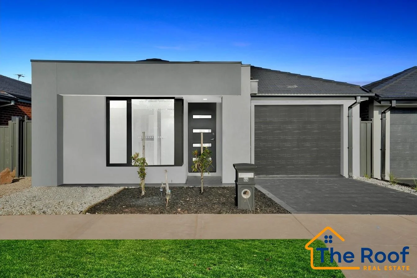 Additional image 2 of 44 Adelong Boulevard, Cobblebank VIC 3338