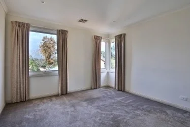 Additional image 6 of 2/2-4 Ireland Avenue, Doncaster East VIC 3109