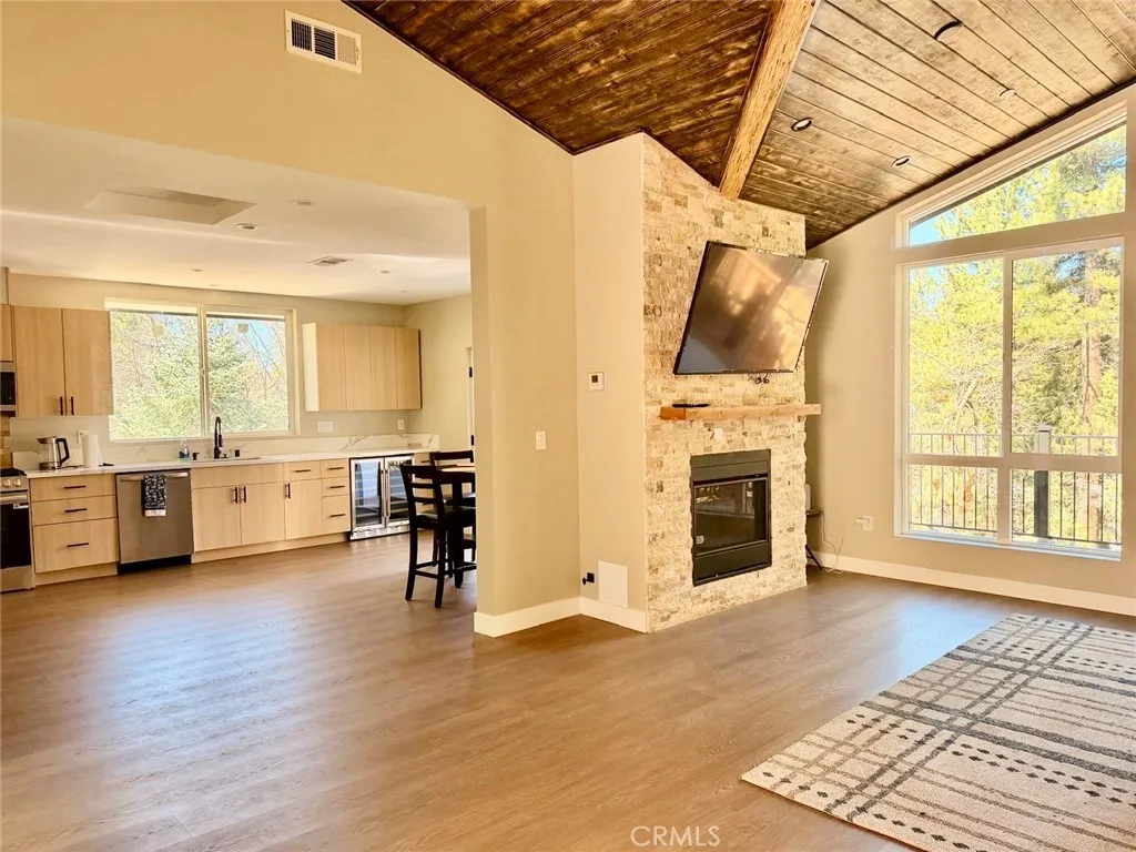 Additional image 17 of 43290 Shasta Rd, Big Bear Lake, CA 92315