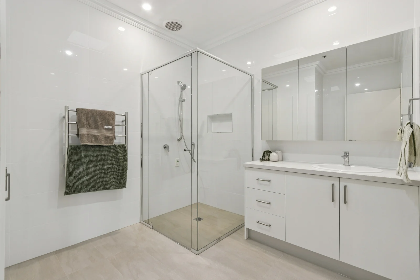 Additional image 8 of 241/562 Bluff Road, Hampton VIC 3188