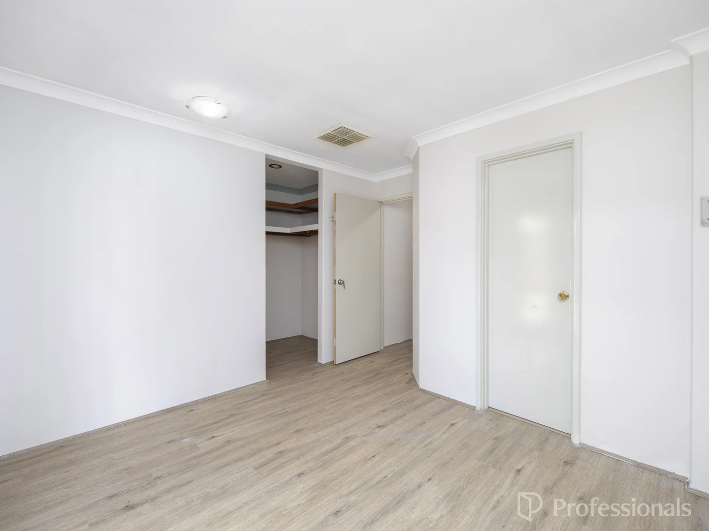 Additional image 15 of 19 Bresnaham Place, Marangaroo WA 6064