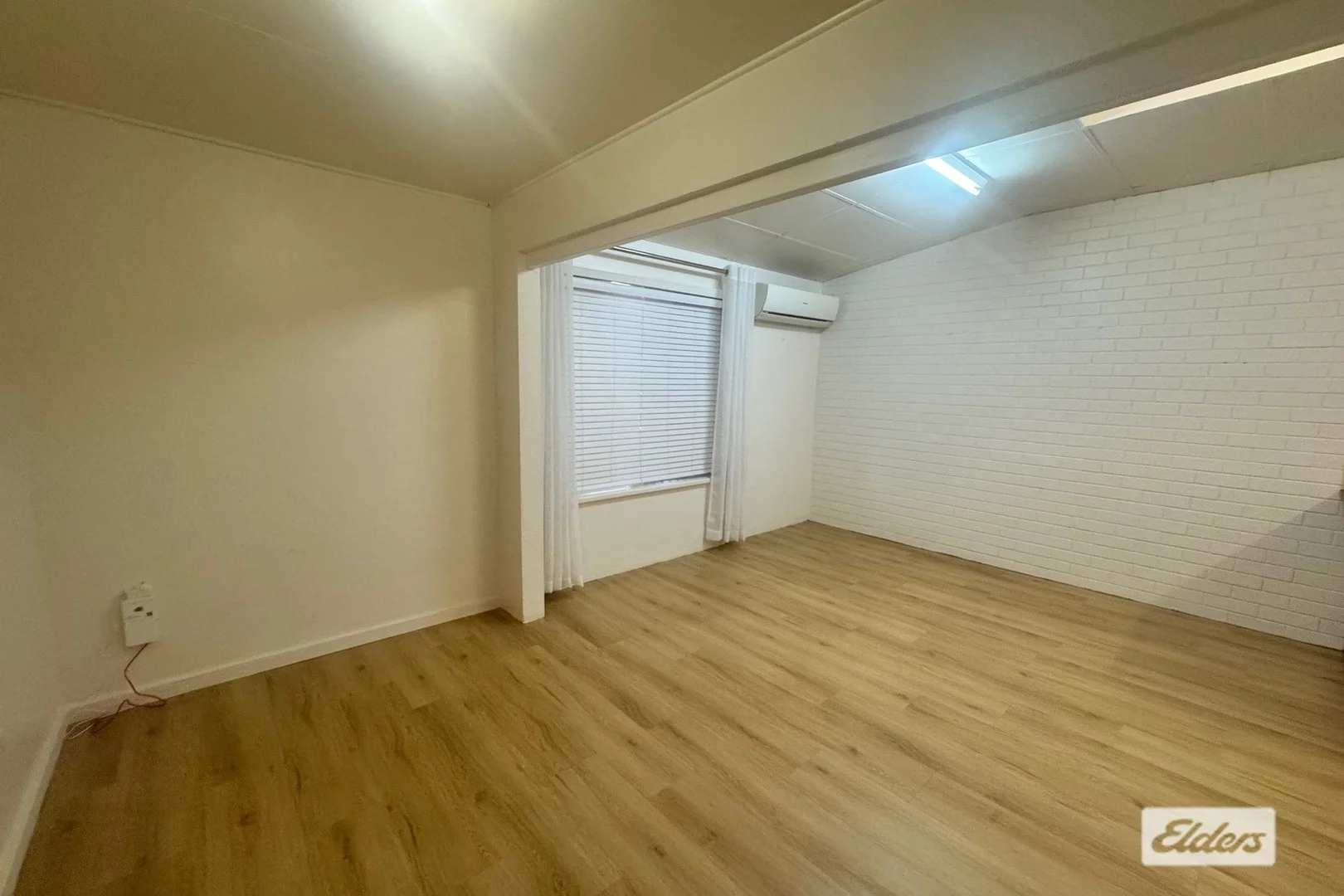 2/161 Wallace Street, Warwick QLD 4370