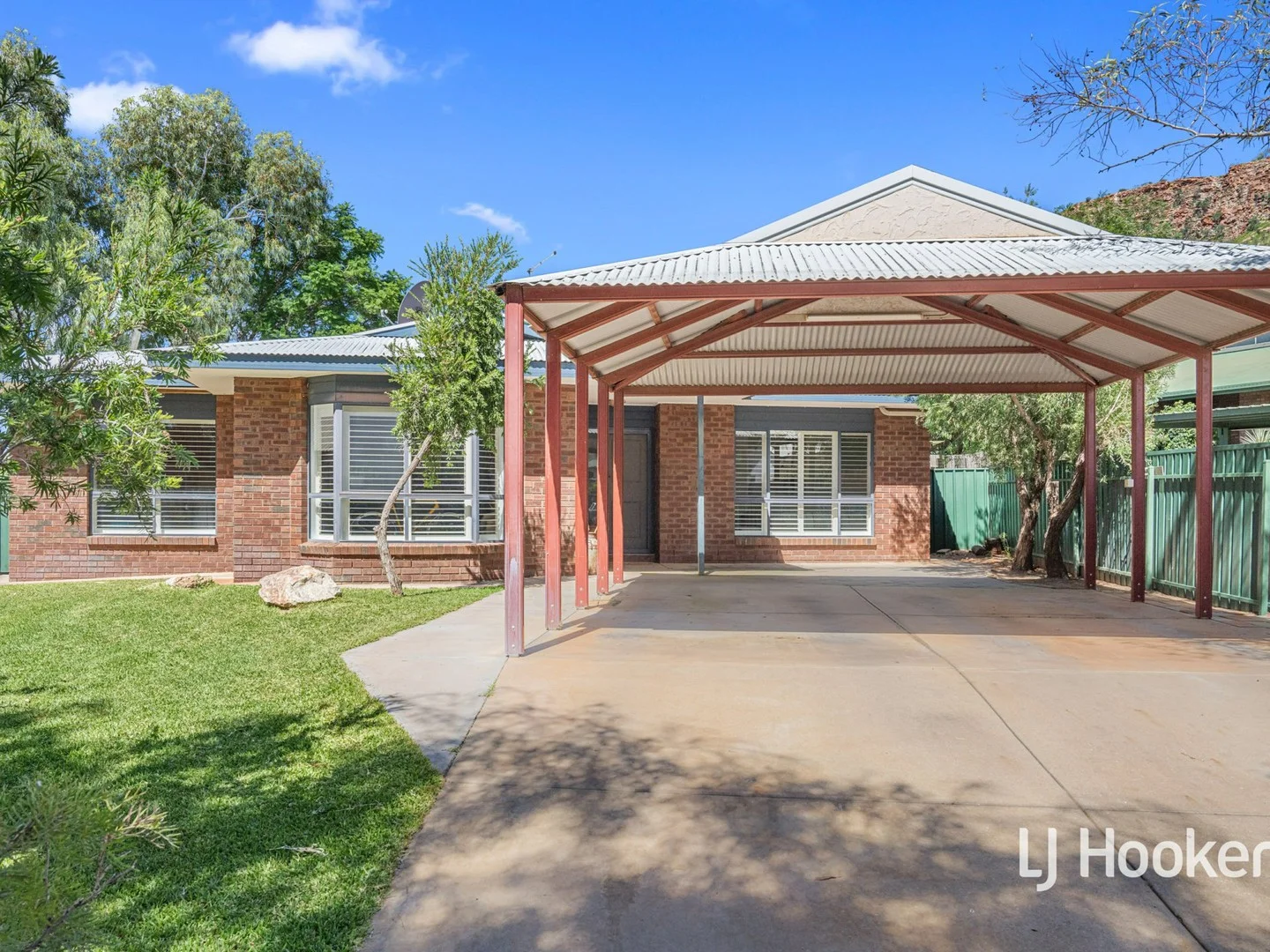 6 Macdonnell Court, Mount Johns NT 0874