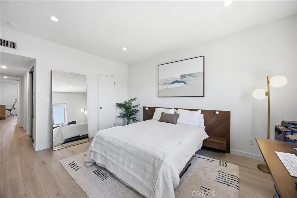 Additional image 48 of 215 W Palm Avenue Unit 301, El Segundo, CA 90245