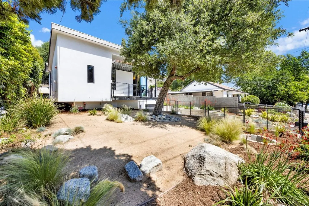 Additional image 62 of 325 W Grandview Avenue, Sierra Madre, CA 91024
