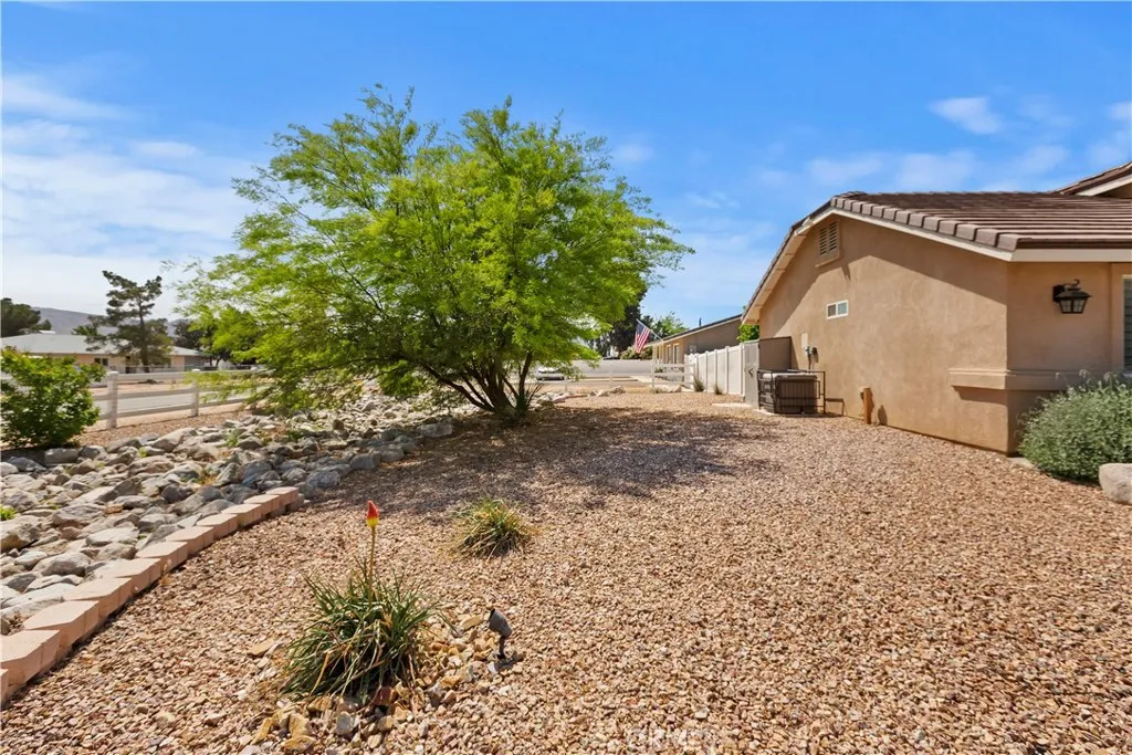 Additional image 11 of 18155 Dunkirk St, Hesperia, CA 92345