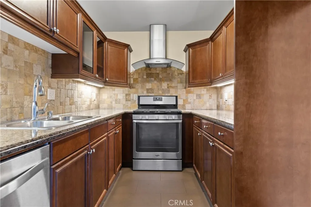 Additional image 6 of 3220 Altura Avenue Unit 331, La Crescenta, CA 91214