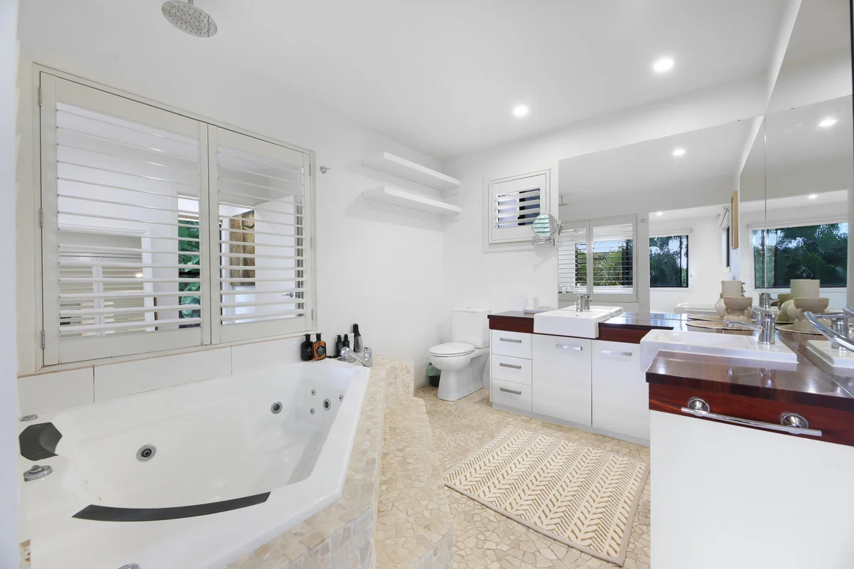 Additional image 10 of 186 West Burleigh Road, Burleigh Heads QLD 4220