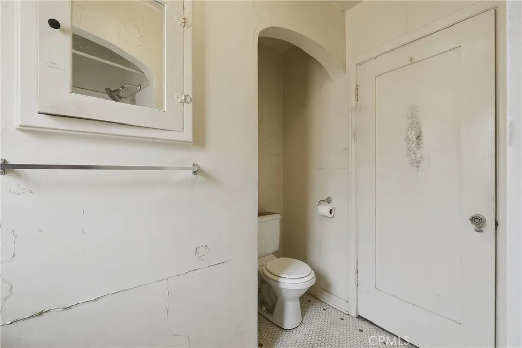Additional image 46 of 4720 Denny Ave, Toluca Lake, CA 91602