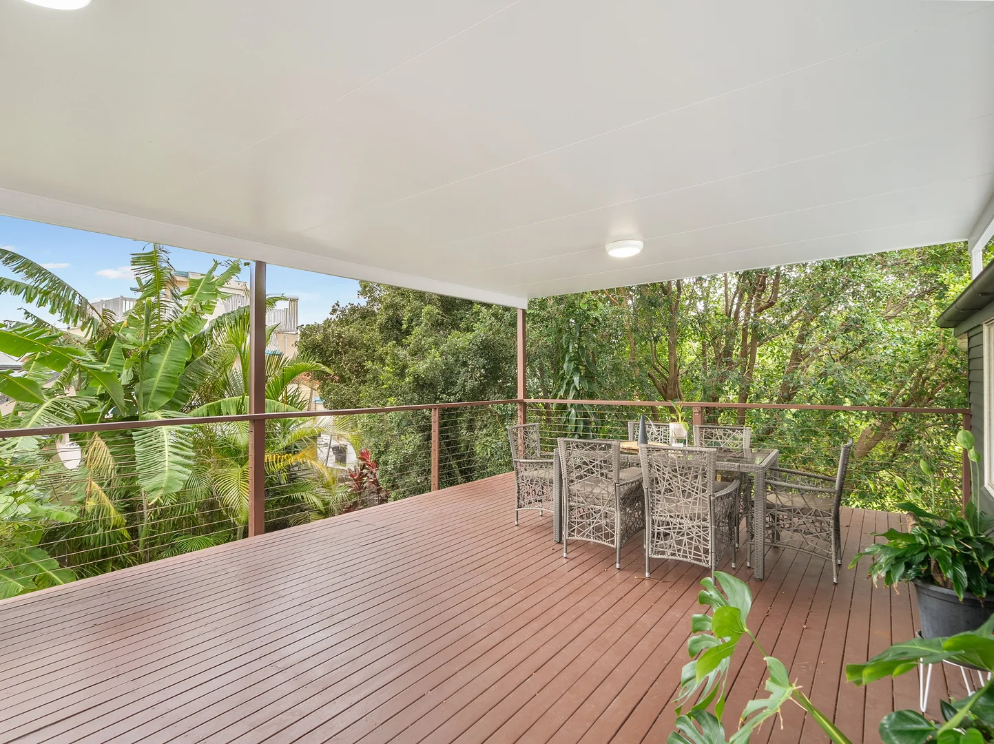 Additional image 8 of 156 Prince Edward Parade, Scarborough QLD 4020