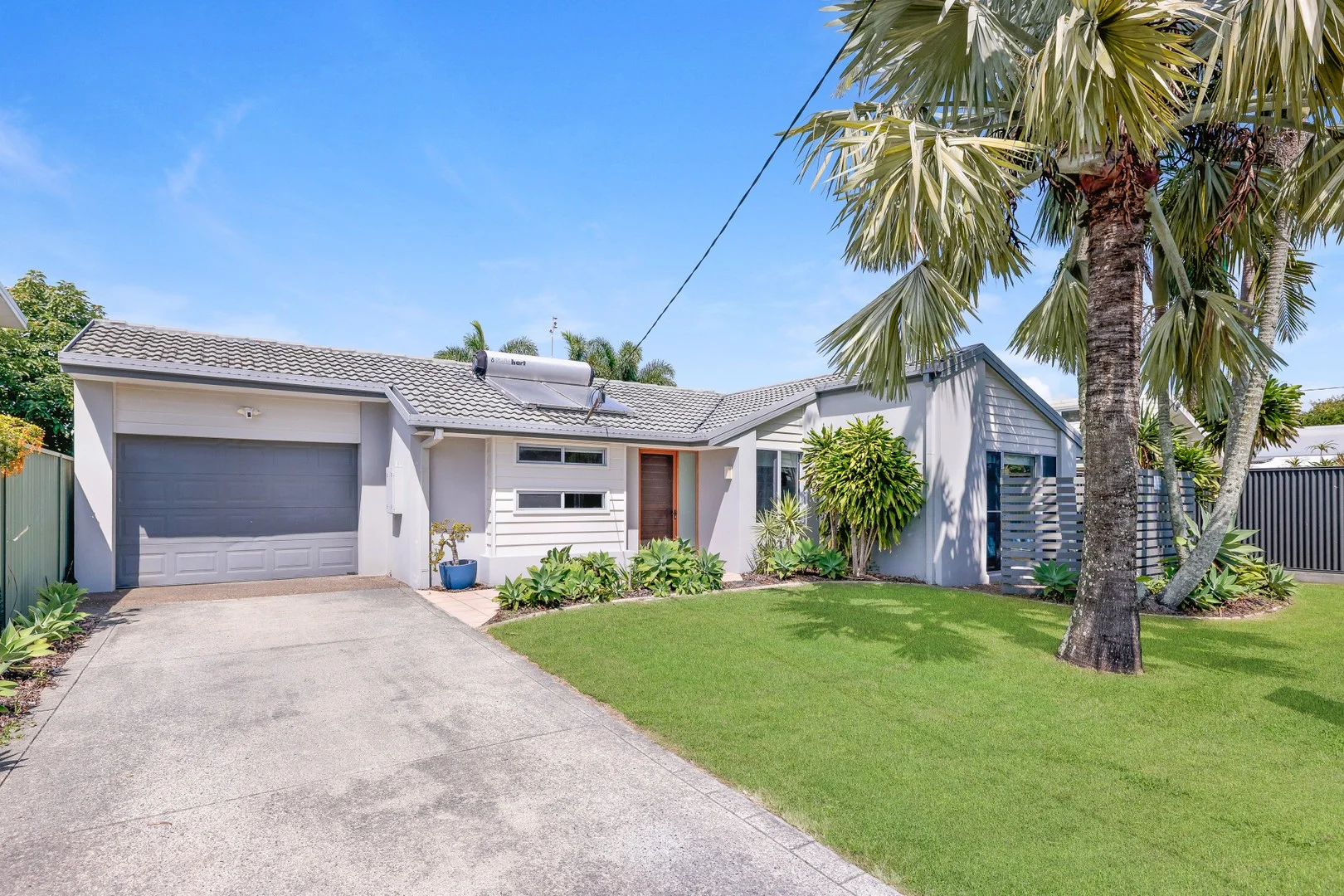 Additional image 22 of 14 Robin Avenue, Paradise Point QLD 4216