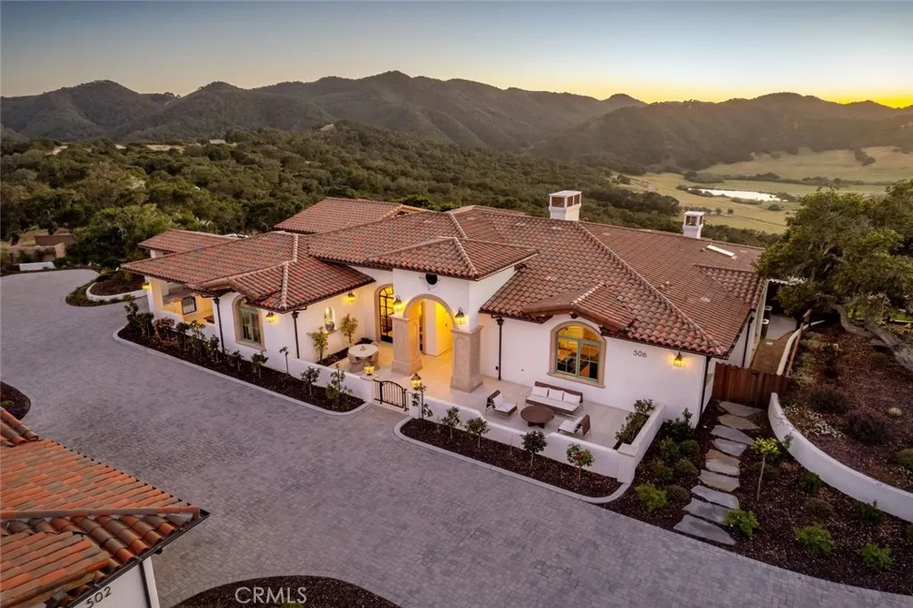 506 Bella Terra Court, San Luis Obispo, CA 93449 photo 2