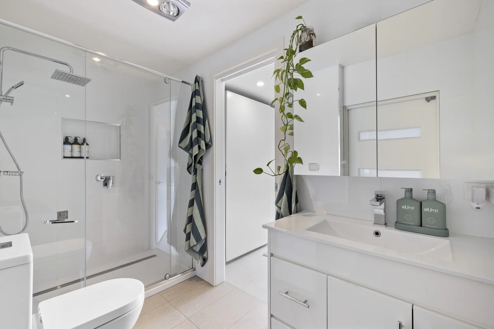 Additional image 16 of 1/3 Lawborough Avenue, Parkdale VIC 3195