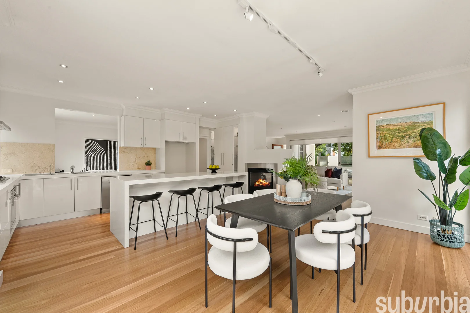 Additional image 4 of 75 Jacka Crescent, Campbell ACT 2612