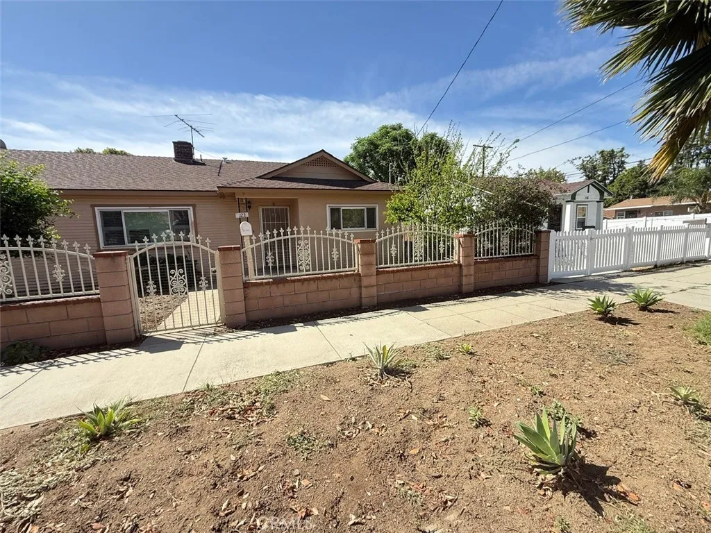 Additional image 2 of 122 E Park St, Ontario, CA 91761