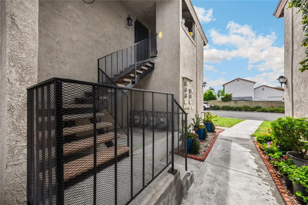 Additional image 3 of 211 Doverfield Dr, Placentia, CA 92870