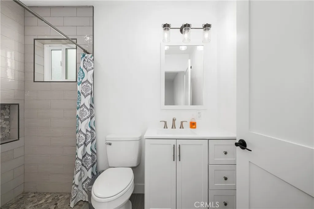 Additional image 124 of 3246 N Marwick Ave, Long Beach, CA 90808