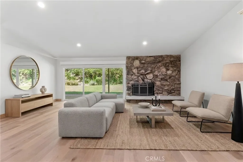Additional image 3 of 4479 Azalia Drive, Tarzana, CA 91356