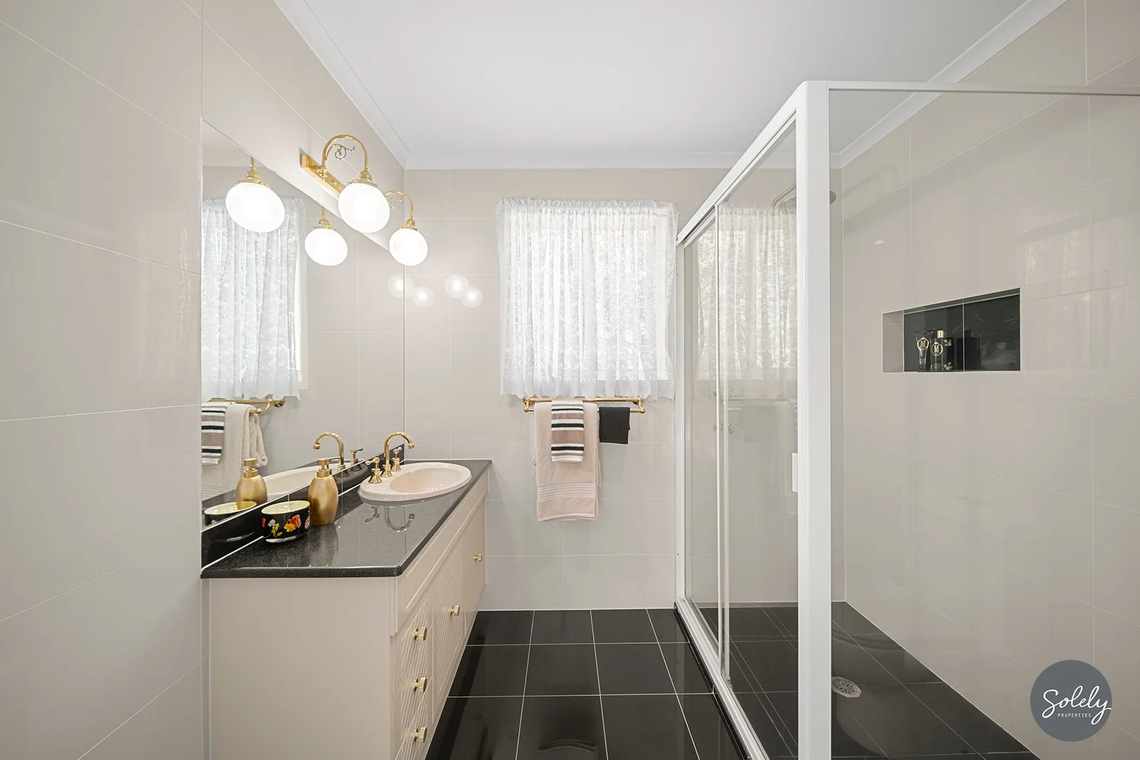 Additional image 21 of 2 Fingleton Crescent, Gordon ACT 2906