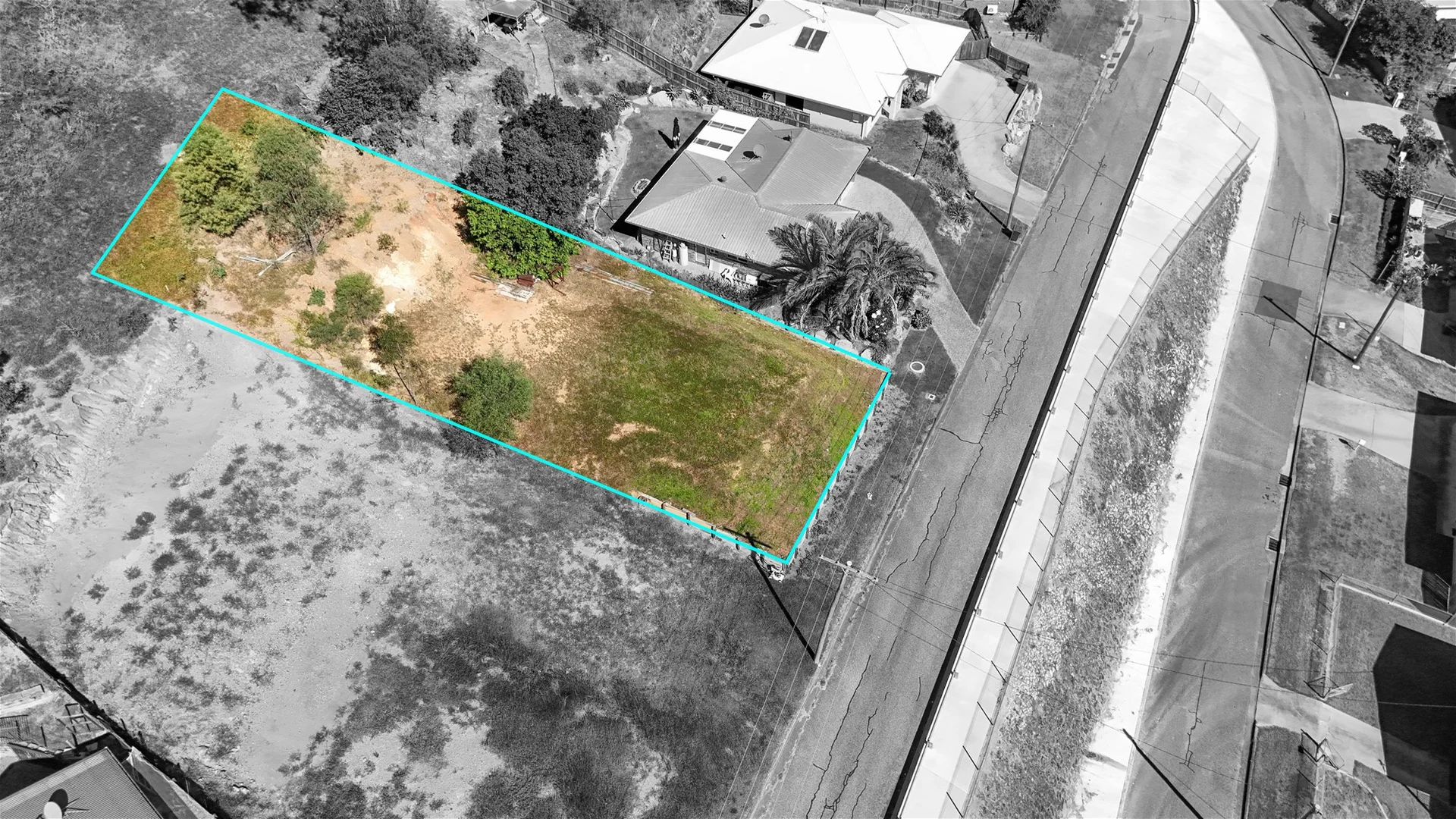 Additional image 3 of 33 Flounder Crescent, Toolooa QLD 4680