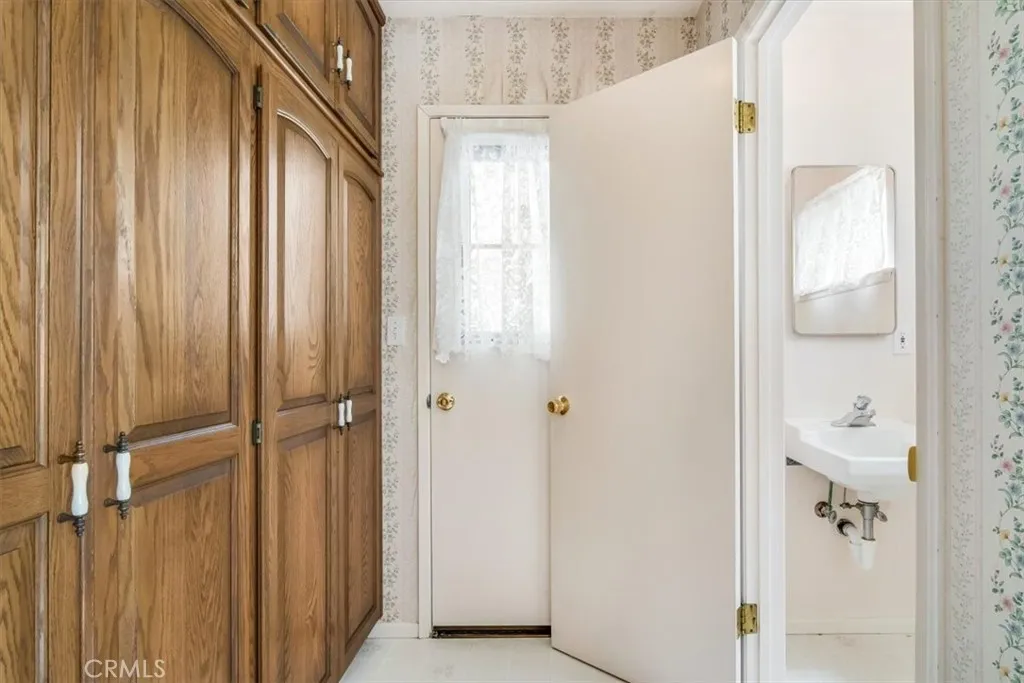 Additional image 11 of 416 S Hawthorne St, Lompoc, CA 93436