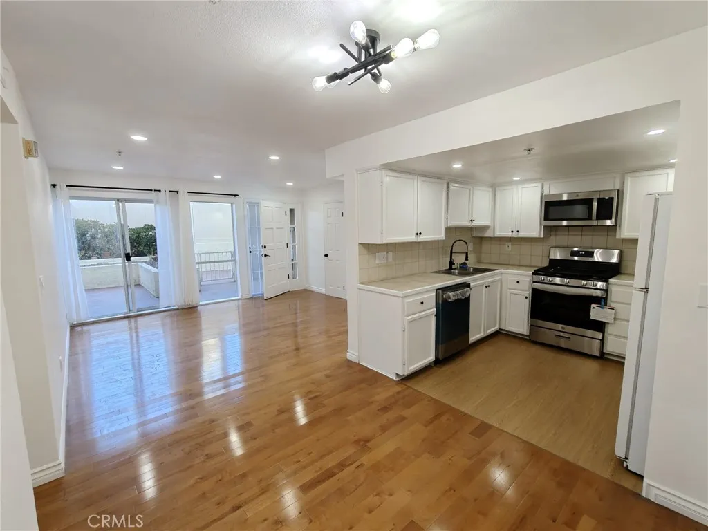 Additional image 30 of 108 W Maple Street Unit 7, Glendale, CA 91204