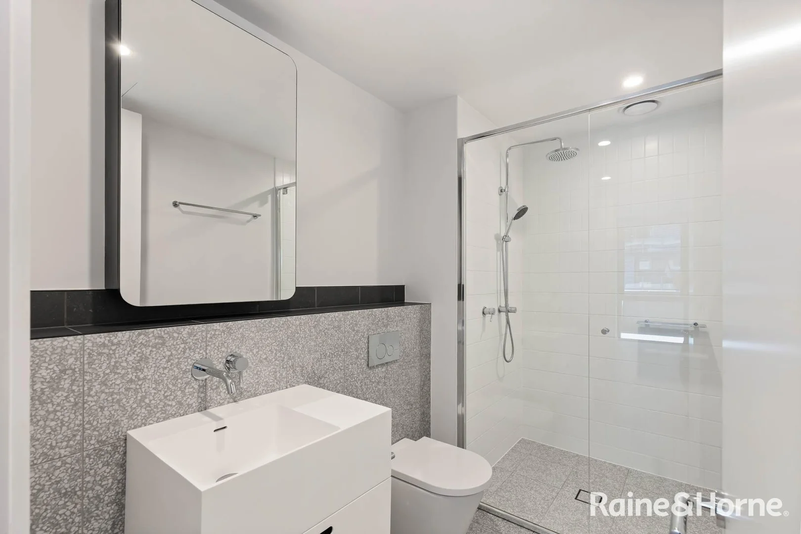 Additional image 9 of 306/5 Merewether Street, Newcastle NSW 2300