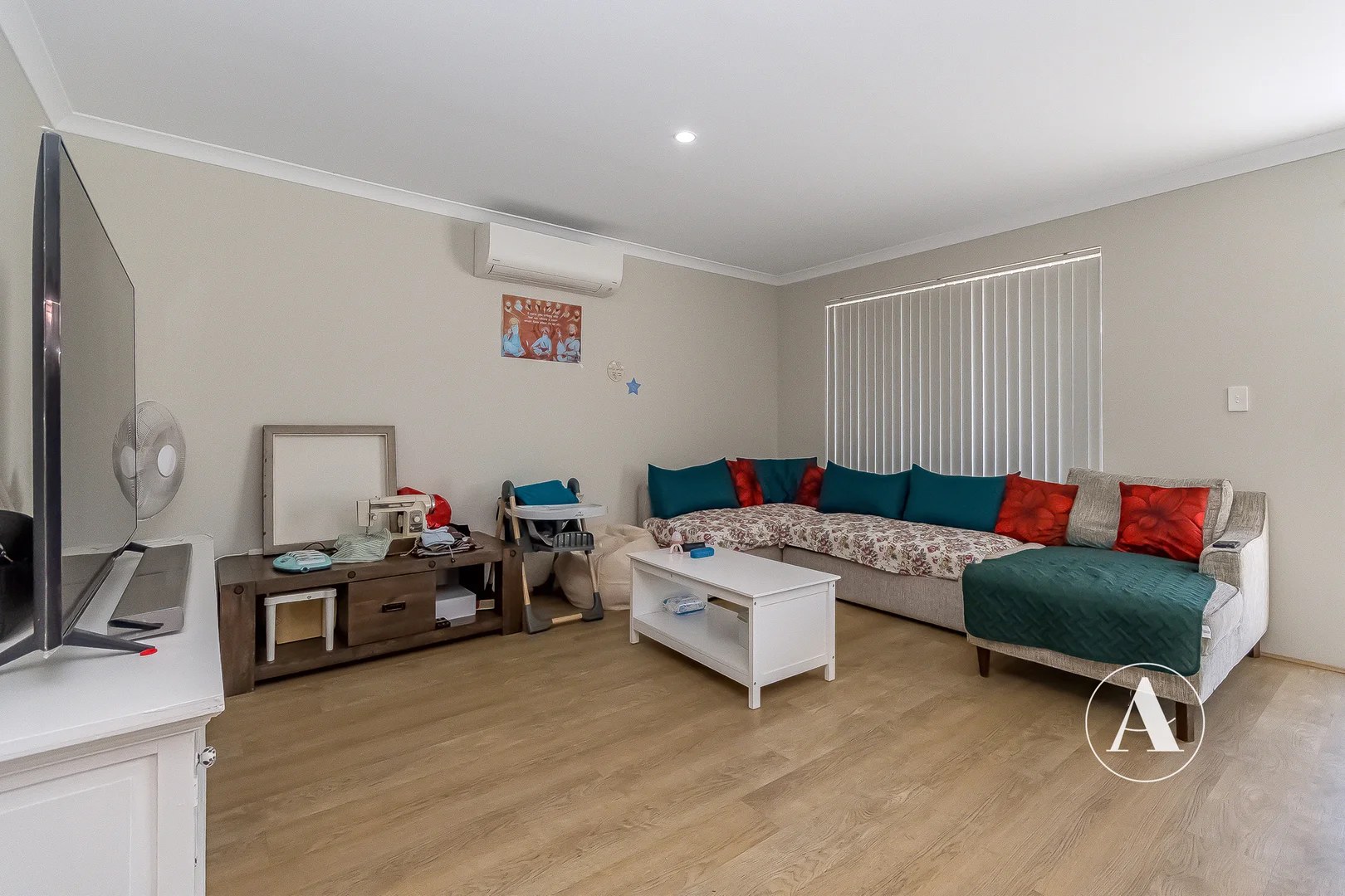 Additional image 13 of 15 Palmerston Loop, Hilbert WA 6112
