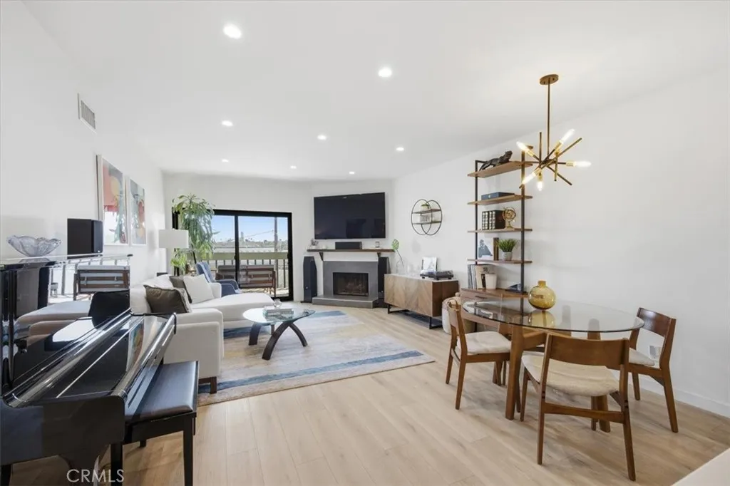 Additional image 5 of 215 W Palm Avenue Unit 301, El Segundo, CA 90245