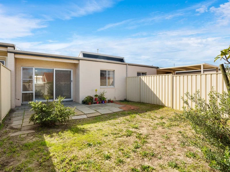 Additional image 10 of 7/307 Wharf Street, Queens Park WA 6107