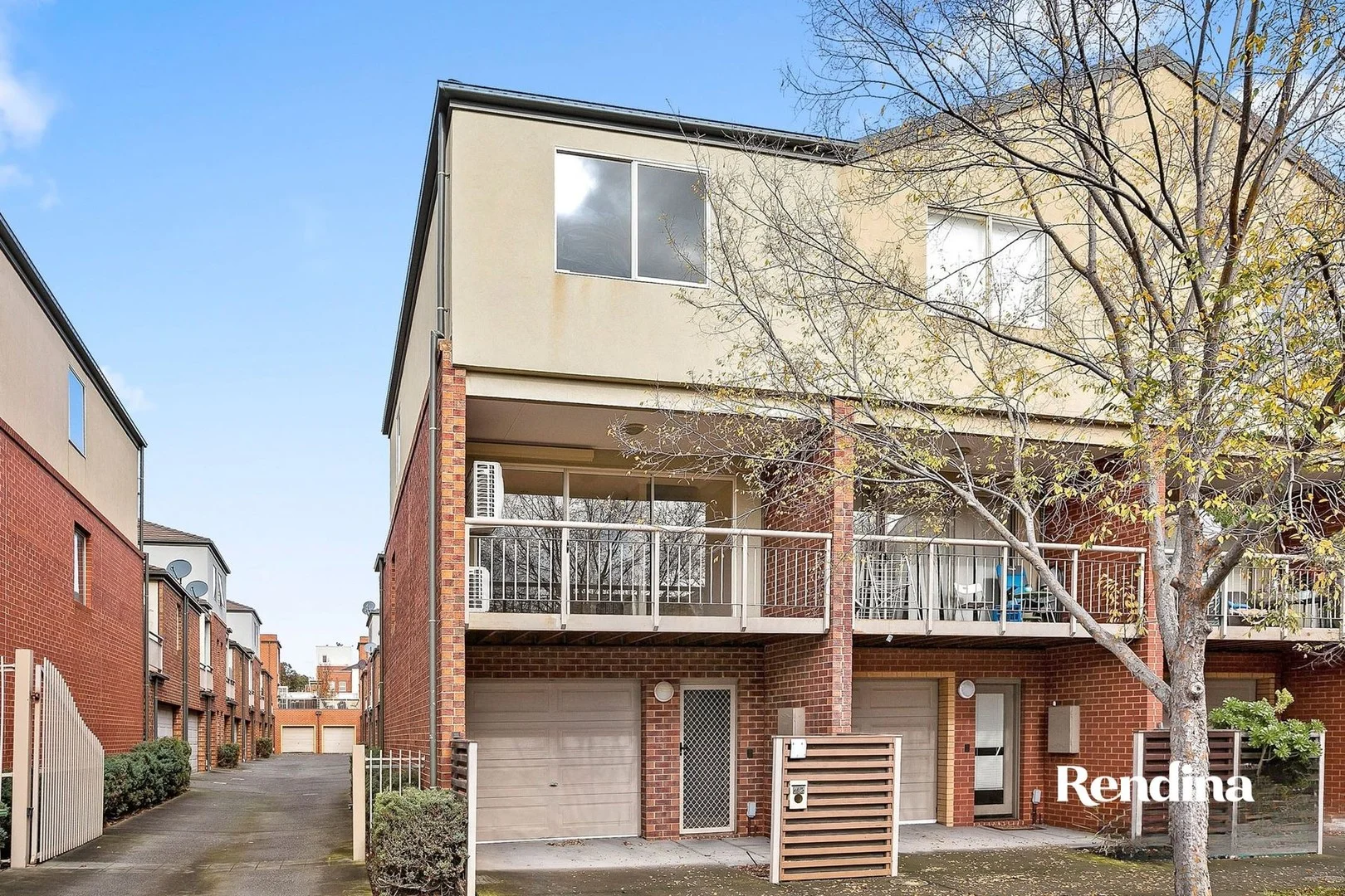 42 Village Way, Maribyrnong VIC 3032