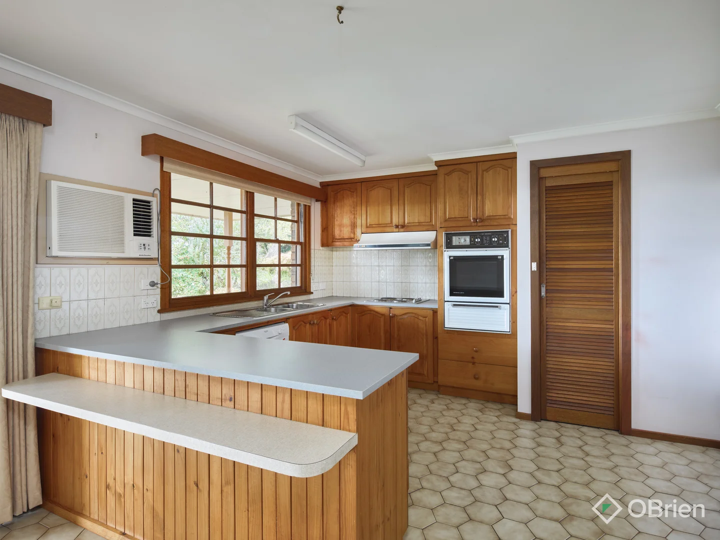 Additional image 3 of 72 McNeilly Road, Drouin VIC 3818