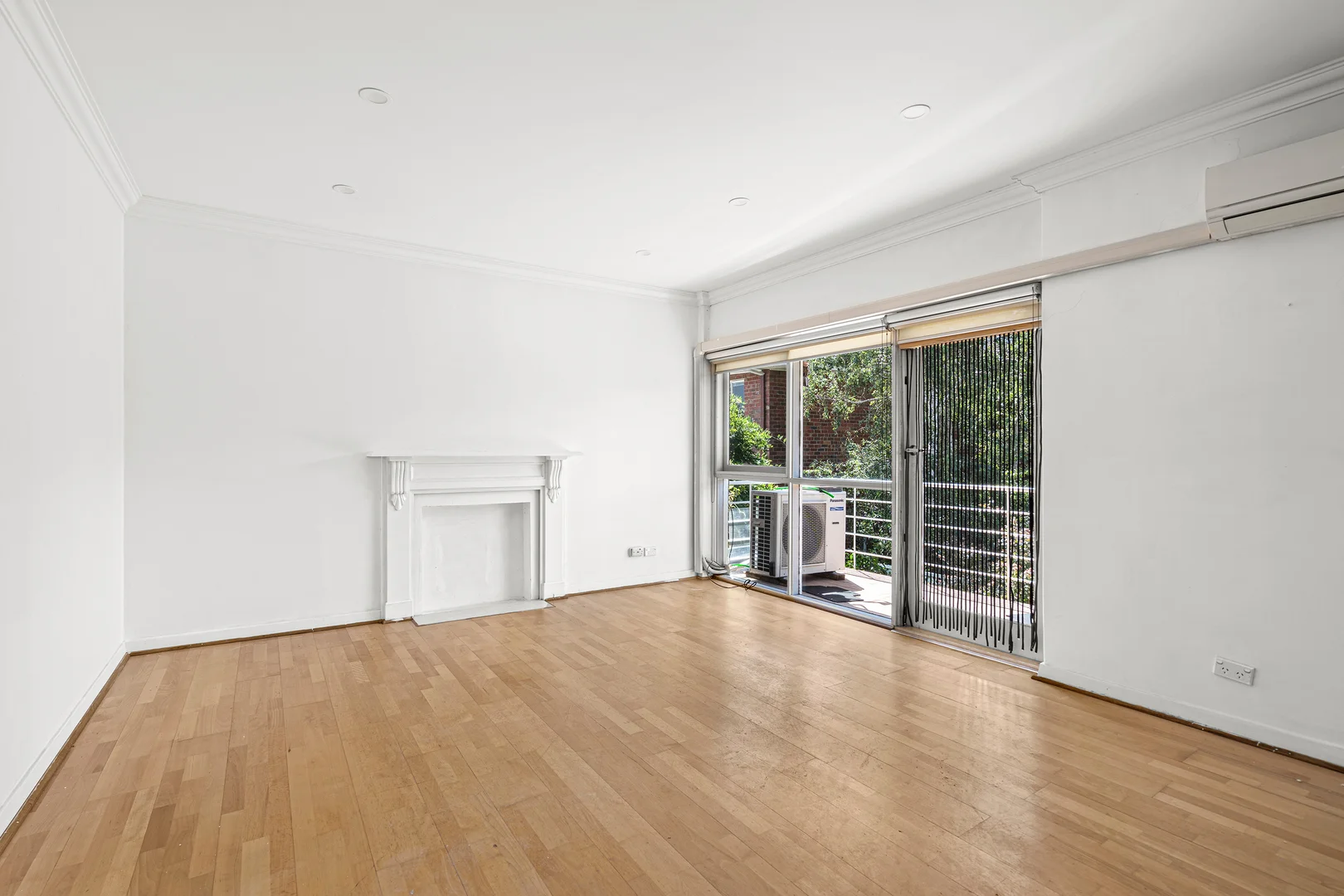 Additional image 6 of 14/3-5 Kireep Road, Balwyn VIC 3103