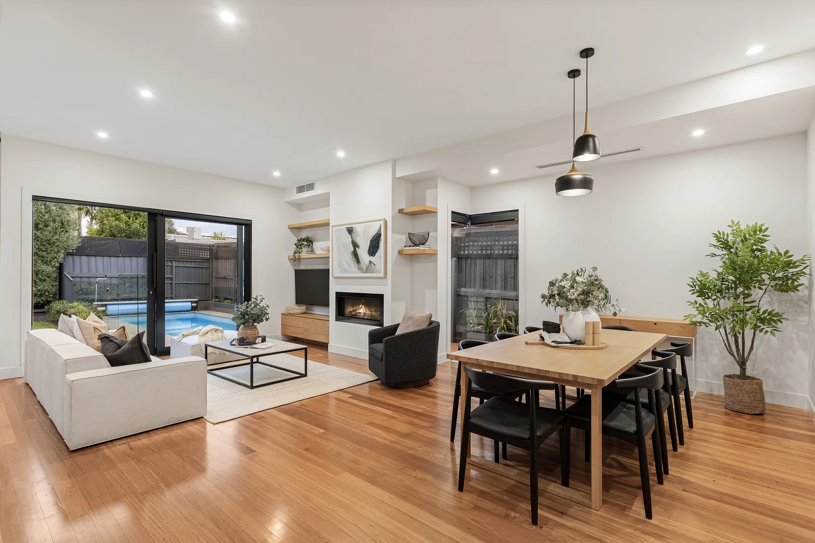 Additional image 3 of 27 Almond Street, Caulfield South VIC 3162