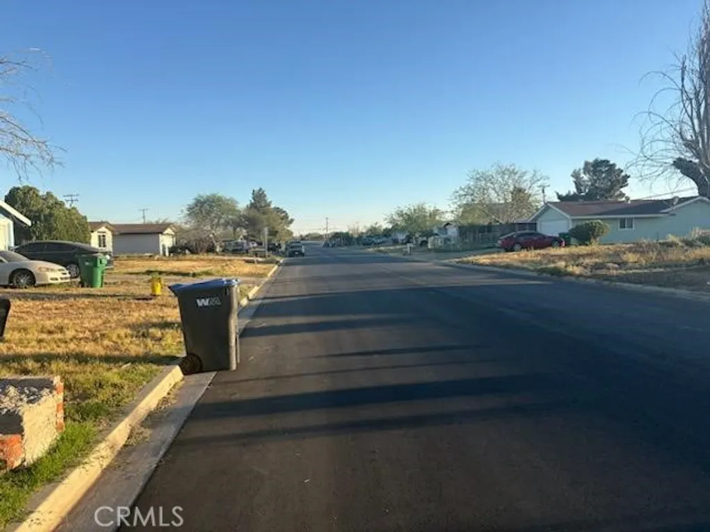 Additional image 5 of 21207 Kenniston St, California City, CA 93505