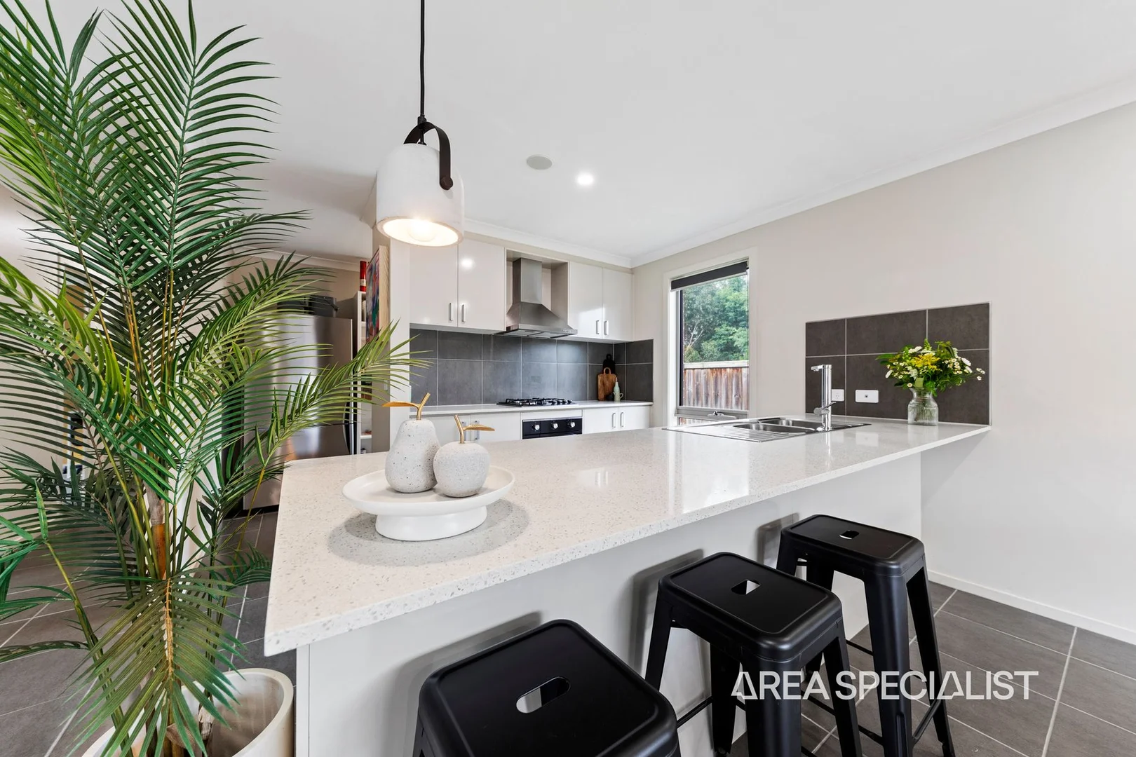 Additional image 2 of 14 Elmside Avenue, Warragul VIC 3820