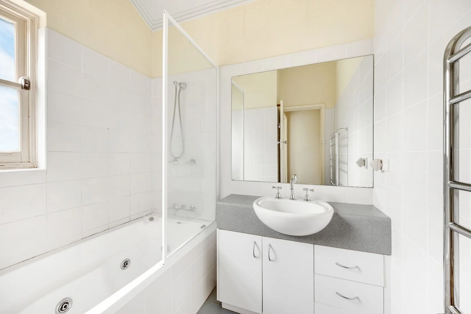 Additional image 7 of 3 Weston Street, Yarralumla ACT 2600
