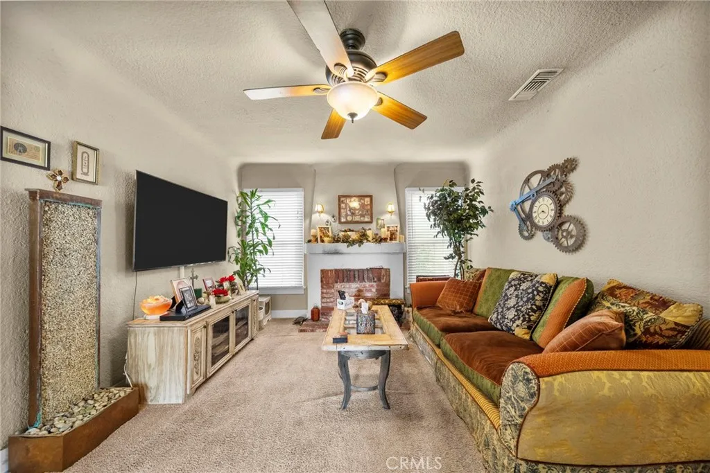 Additional image 7 of 17518 Los Alimos St, Granada Hills, CA 91344