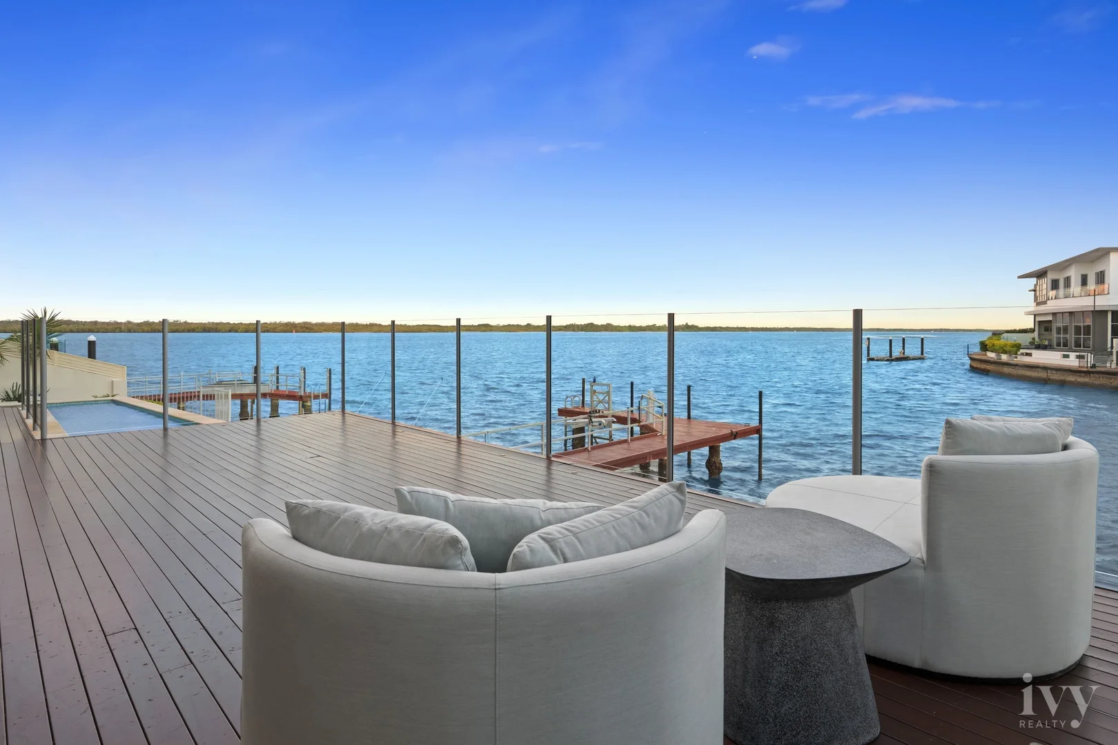48 King Charles Drive, Sovereign Islands QLD 4216