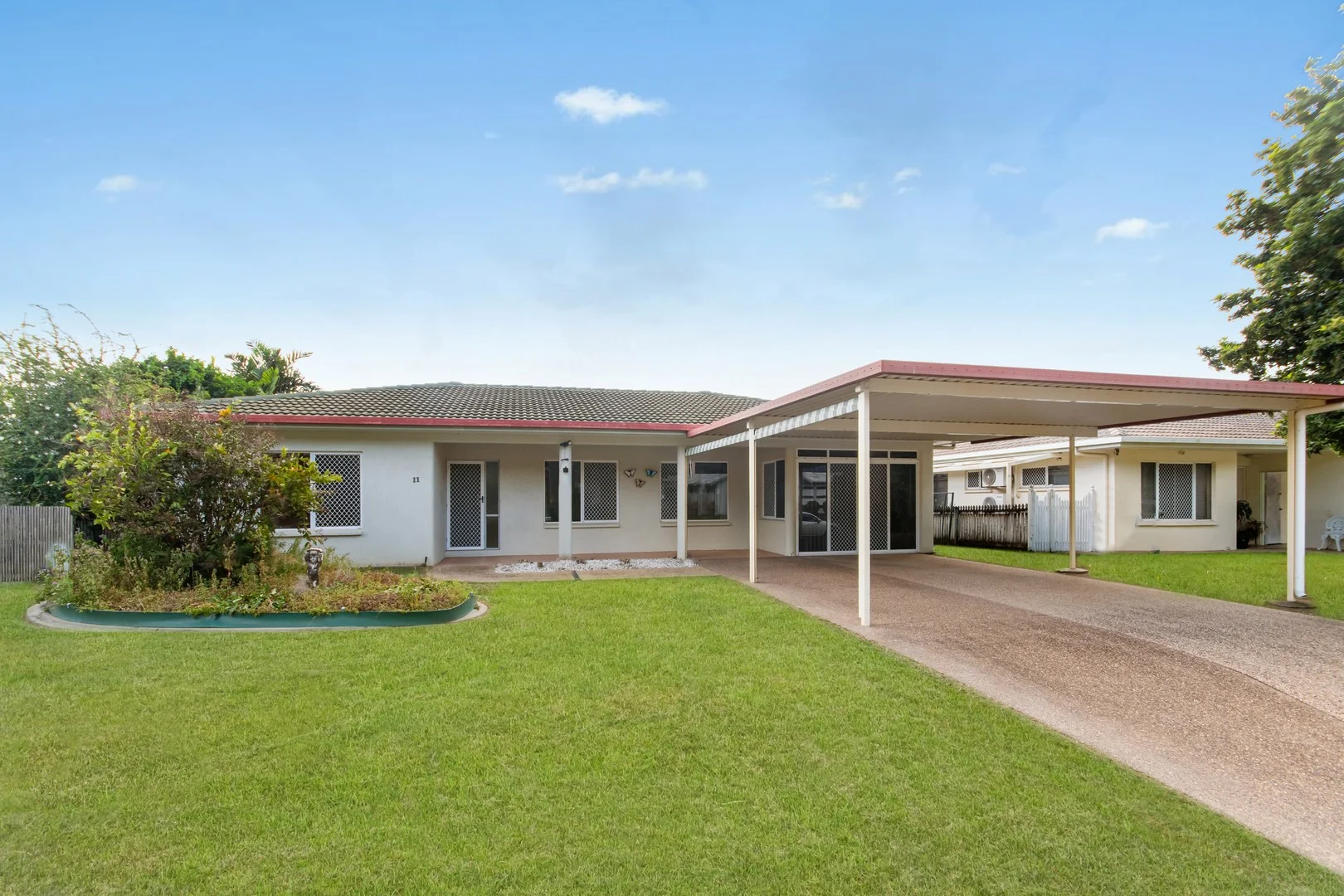 11 Lexington Drive, Wulguru QLD 4811