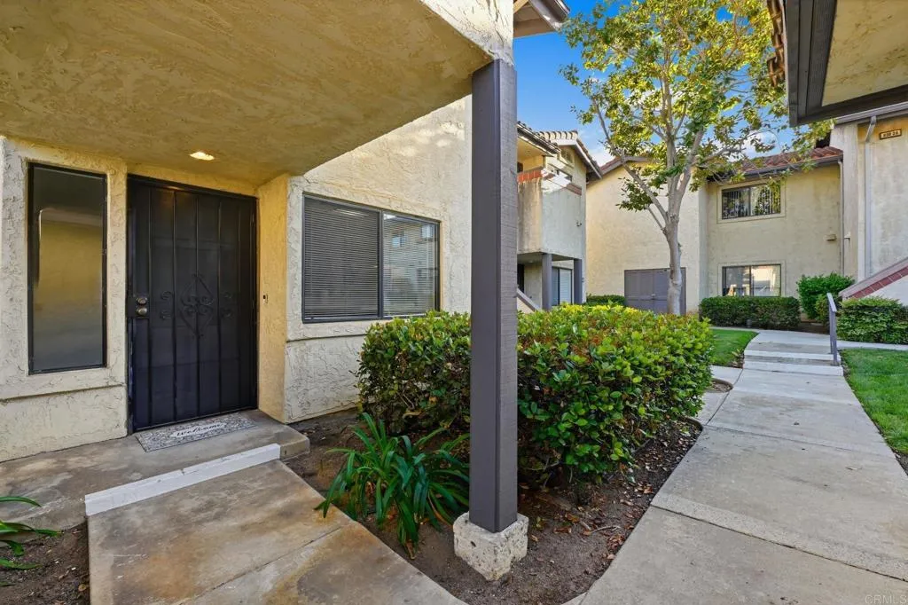 Additional image 3 of 926 Lupine Hills Dr Unit 17, Vista, CA 92081