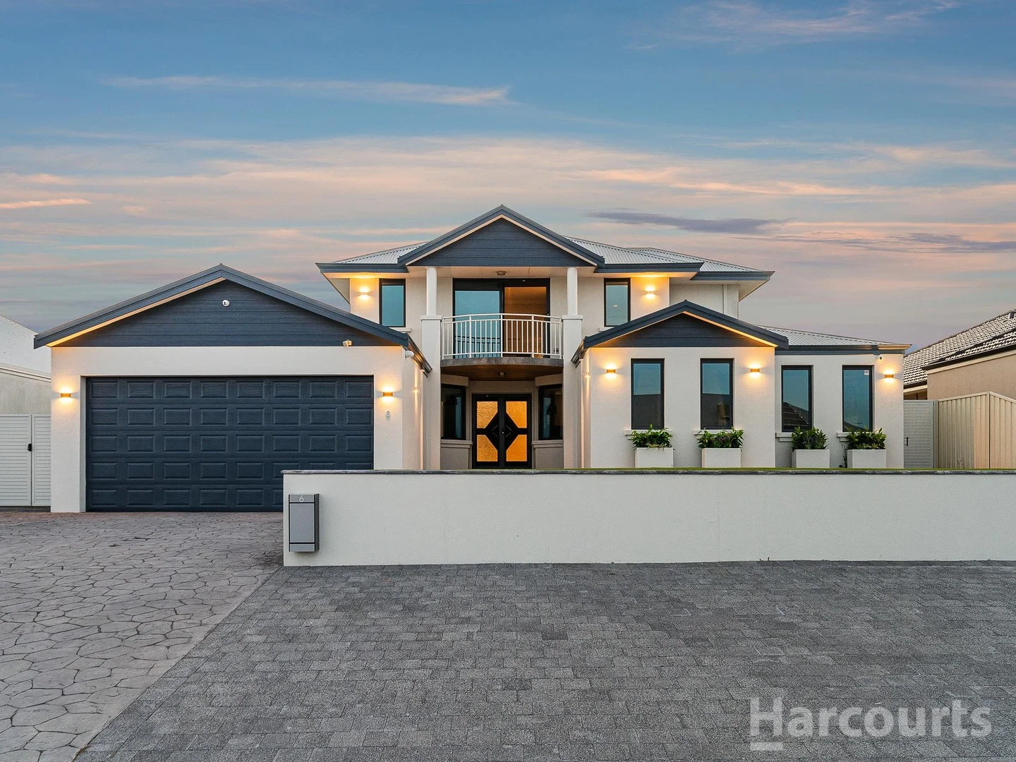 6 Guillardon Terrace, Madora Bay WA 6210