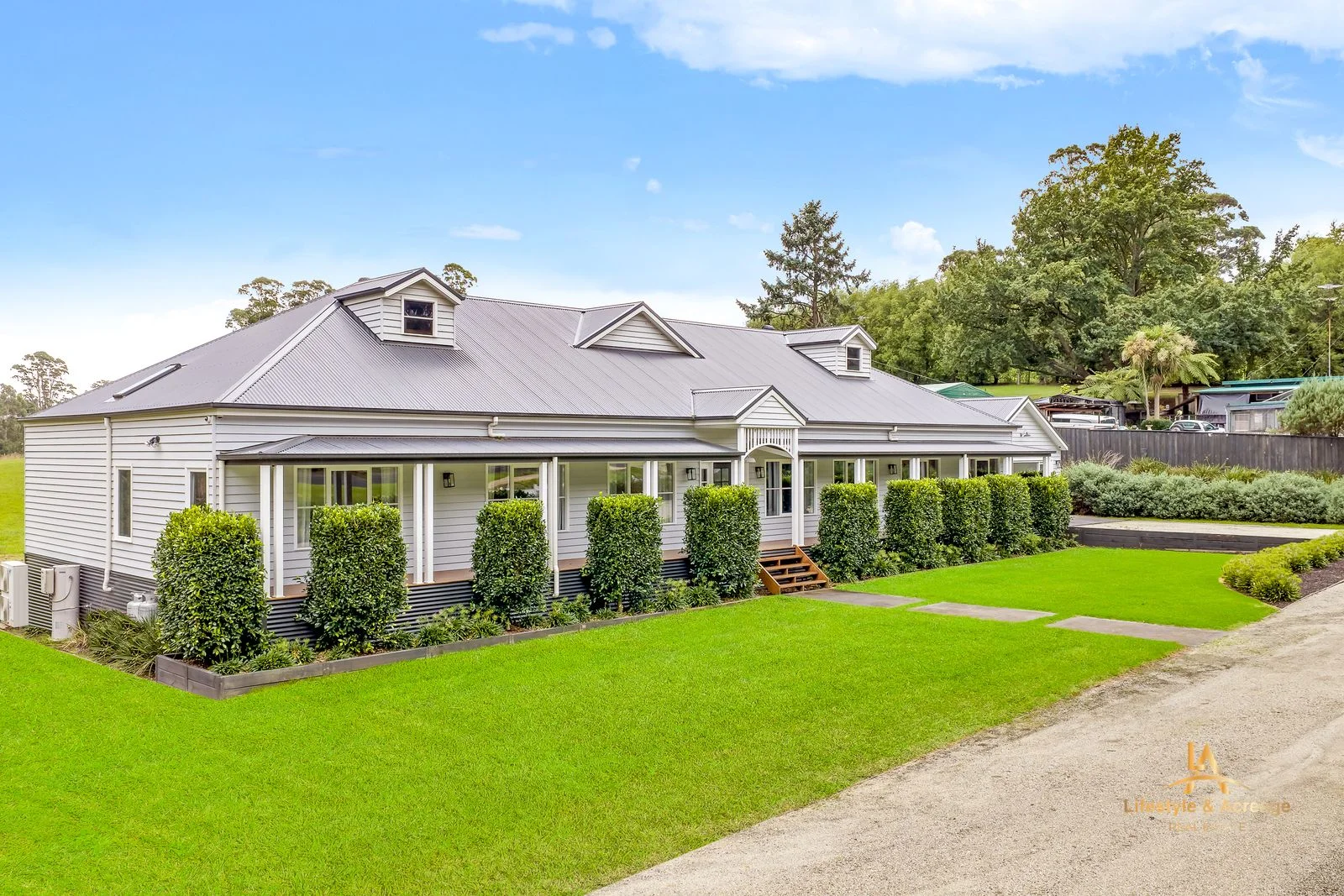 Additional image 2 of 19 PRINCES AVENUE, Drouin VIC 3818
