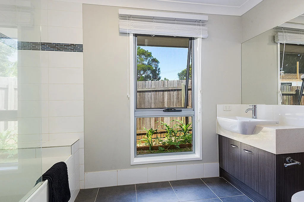 Additional image 10 of 10a Windrest St, Strathpine QLD 4500