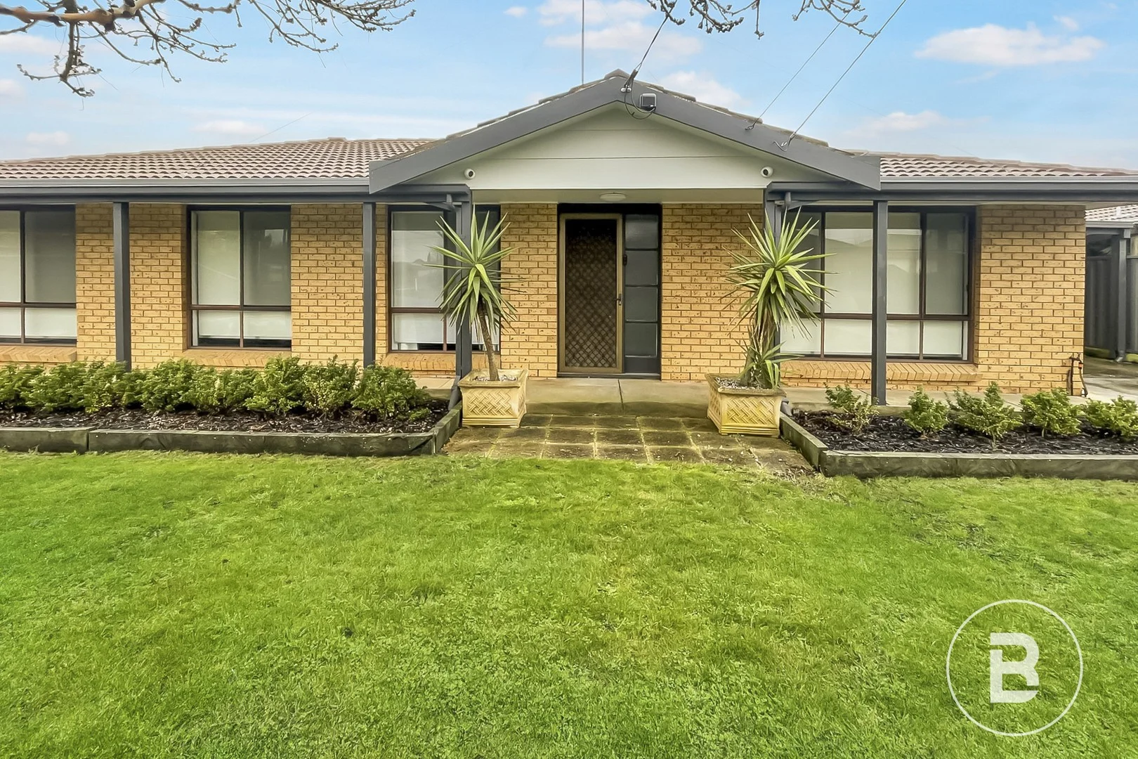 6 Ealing Avenue, Wendouree VIC 3355