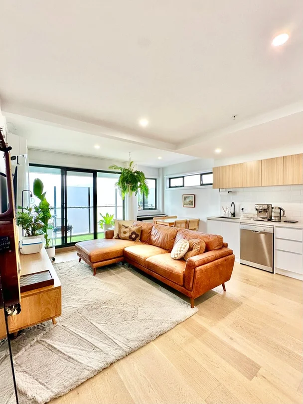 204/110 Ballarat Road, Footscray VIC 3011