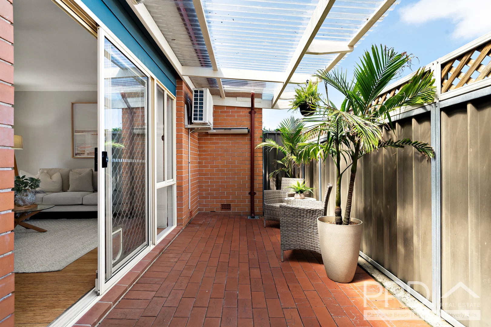 Additional image 3 of 2/192 Chuter Avenue, Sans Souci NSW 2219
