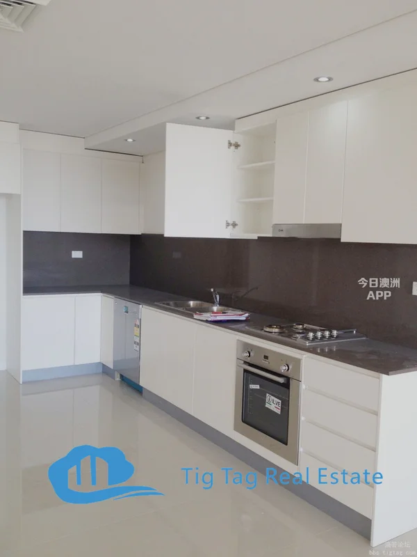 Additional image 2 of 805/7 John Street, Mascot NSW 2020