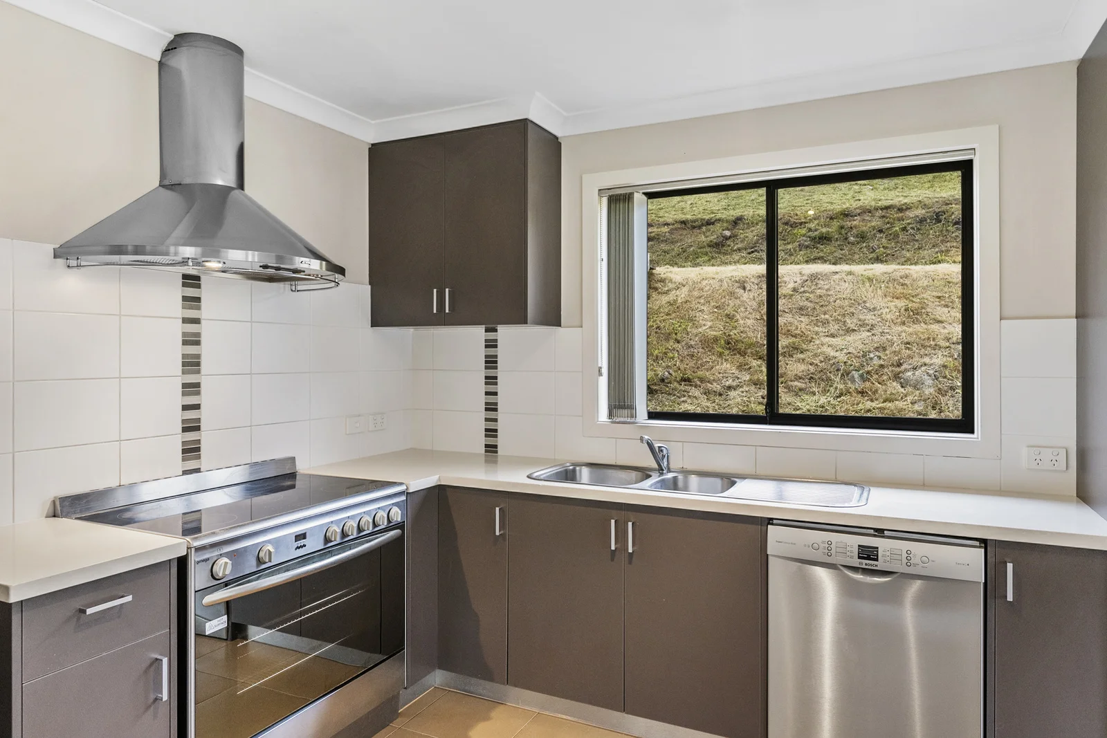 5 Olive Grove, Lenah Valley TAS 7008 photo 5